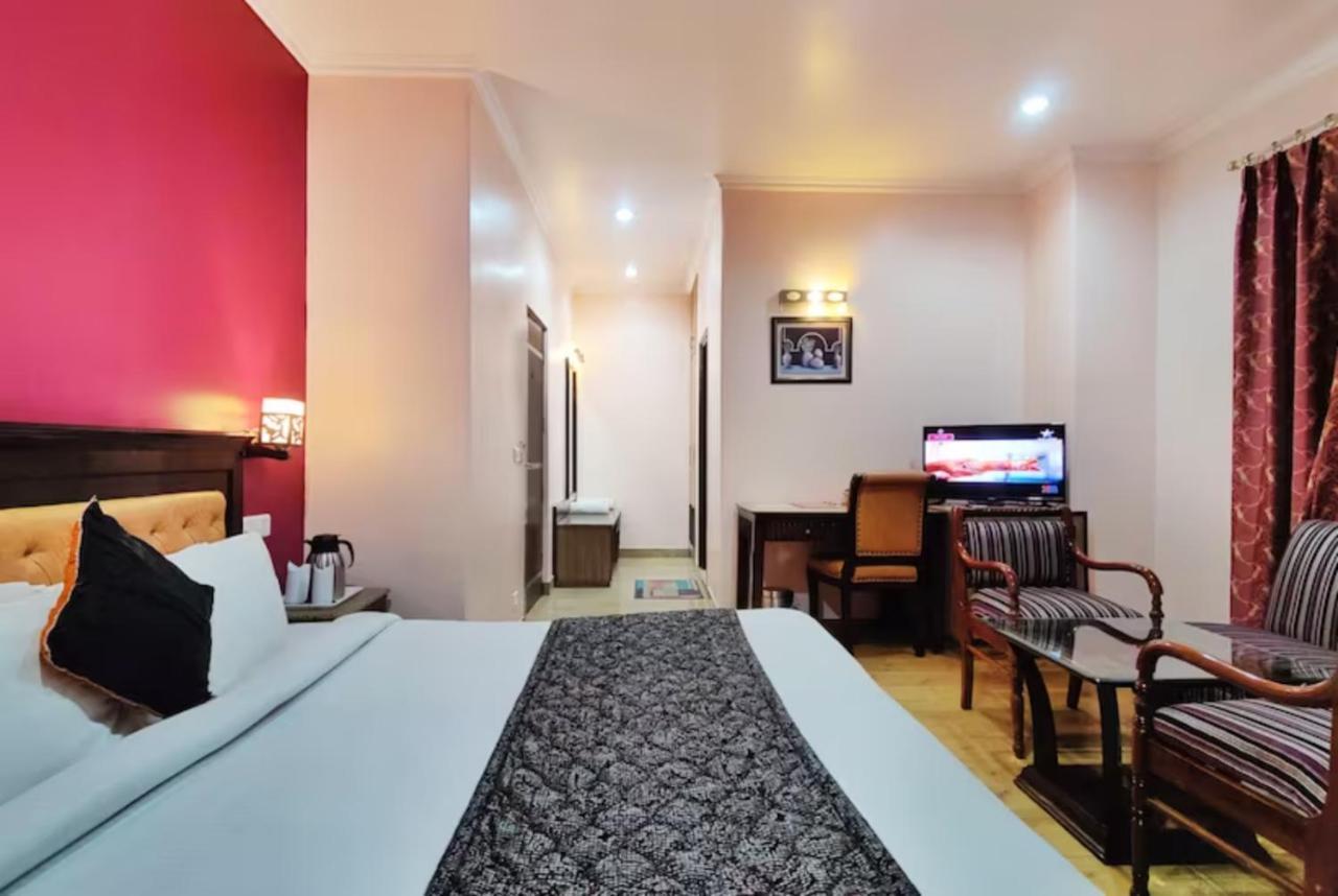 Hotel Marc Shimla Exteriör bild